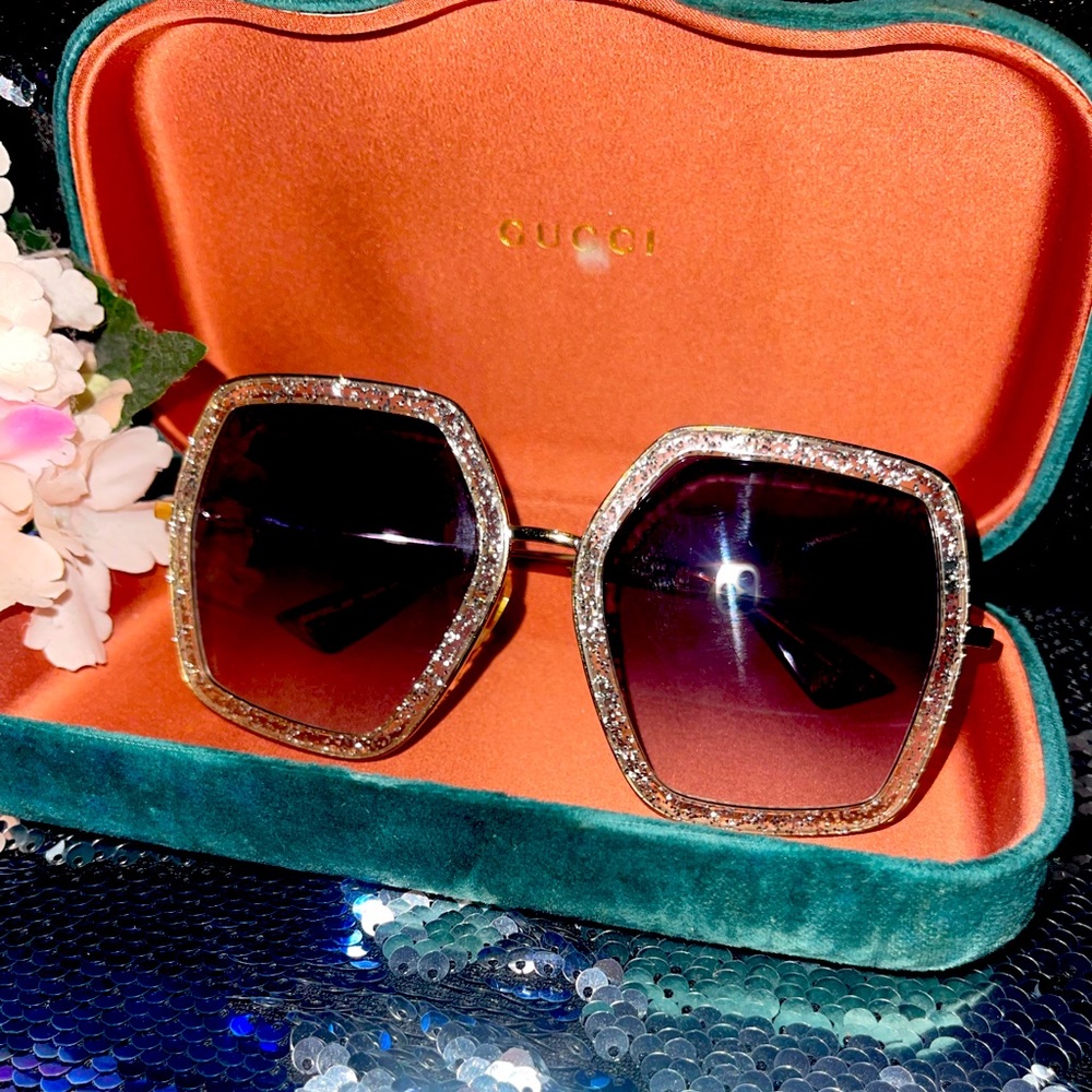 COPY - Oversized Gucci Sunglasses